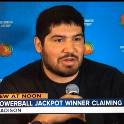 I'm Manuel Franco the powerball lottery winner of $768,400,000 and I’m helping the 500 followers on Twitter to pay some bills