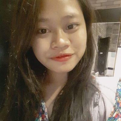 BTS army, 19 ysld, k-popper, loves to watch show, relying elder sister😇, love listening to music, ispeakchinlanguage
