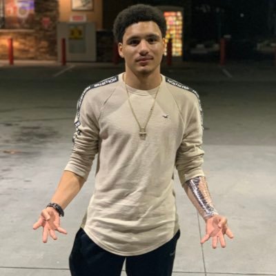 AaronDillard33's profile picture. 