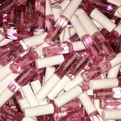 izzy16501494's profile picture. 