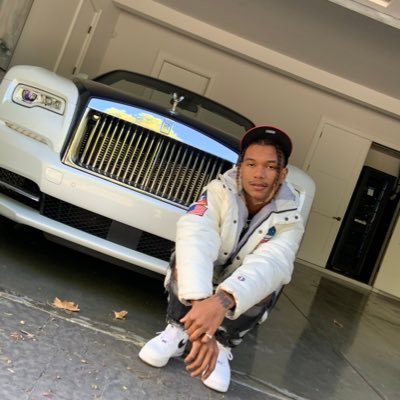 Kissthedj1's profile picture. BIG PMG 🏋🏽 PLAYMONEYBIDNEZZ😁🧟‍♂️