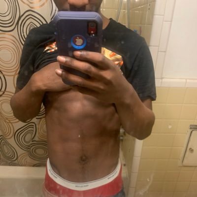 bignut24561's profile picture. 😈😈😈