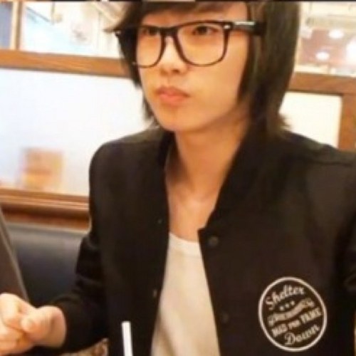 WhoreJihwan's profile picture. magnae of dae guk nam ah.