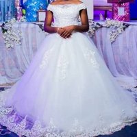 CEO I Rent bridalGowns(Beesbridalworld)💍👰💒👗(@olaseinde04) 's Twitter Profile Photo