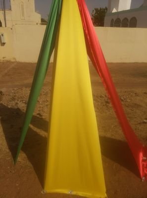 EPCSbyEllis's profile picture. I have a podcast where I talk about Senegal and stuff. This account nor the podcast reflect the views or opinions of the US Government or Peace Corps Senegal.