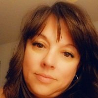 Amy Crowder - @AmyCrowder73 Twitter Profile Photo