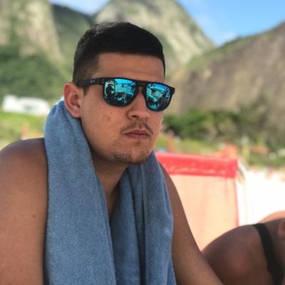 A vida me fez Vasco, eu fiz do Vasco a minha vida /+/ @vascodagama @manutd
MAGUILA ETERNO! 👼❤️