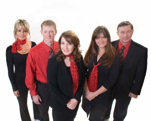 peachteam's profile picture. Family team of Realtors focused on high energy attitudes & results.We define ourselves individually&as a team with strengths in negotiation&marketing practices.