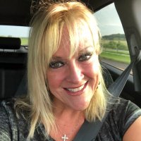Lisa (@lisalafalot) 's Twitter Profile