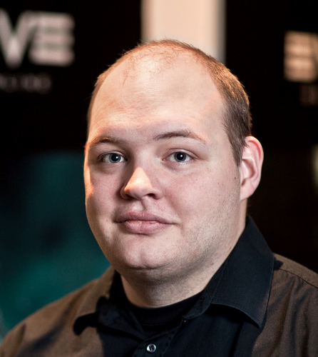 Medical imaging service technician and a former CCP/EVE-Online DBA.