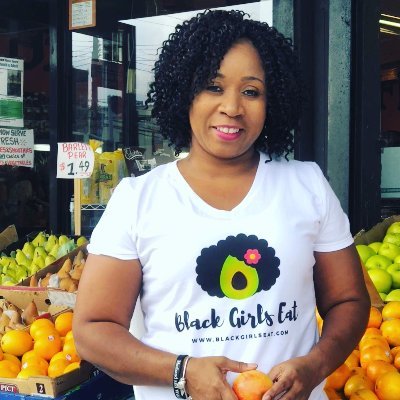 Plant-Based Advocate represented by @rebellemgmt
Contributing Editor @thebeet & @theproducemoms 💚 
Find me on IG & FB @blackgirlseat 💙💛 SG-Rho 🐩 #bronxkid