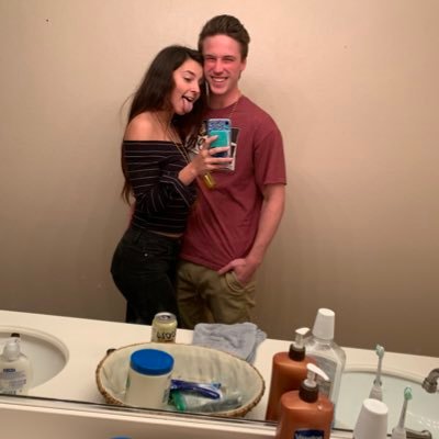 stellar_shellar's profile picture. 