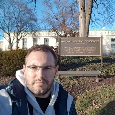 Xtian_Meyer's profile picture. 🇵🇾 Businessman. Energy engineering, superior education and business Pro.