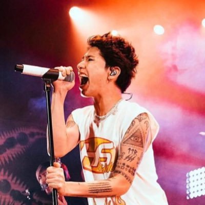 ONE OK ROCK 🍏 🍏 ワンオク好きな人フォローお願いします。👁🗨 ワンオク好きな人と繋がりたいです。🍏 無言フォローすみません。🍏#10969 #Tomoya #Toru #Ryota #Taka #ONEOKROCK #OOR #ワンオク #BOOWY 5🆘