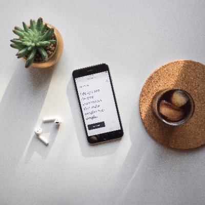 Lead UX/Product Designer | My tweets are in French & English #UI #UX #ContentStrategy #DesignSystem #NewTechnologies #UXWriting