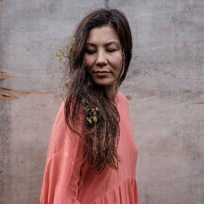 Sara Kiyo Popowa | Photographer, author, sustainable #plantbased blogger | Instagram @shisodelicious
Books: An opinionated guide to Vegan London, Bento Power