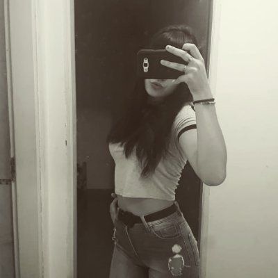 Larapie00067522's profile picture. Acuario♒