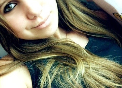 brunahkurth's profile picture. 