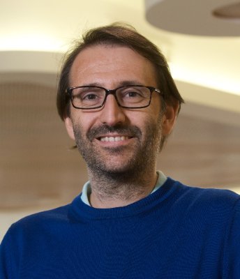 Turing AI Fellow & Reader at University of Strathclyde. Research Interests: Neuromorphic Photonics, Photonics for AI, Nanophotonics, Semiconductor Lasers.