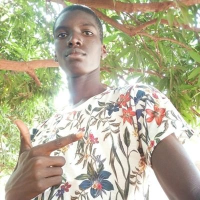 FatouDoumbouya2's profile picture. Fatou Doumbouya né 08 01 2000 à siguri
Nom de son:allasanne Doumbouya
Nom de sa Mère:aicha wattara