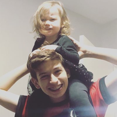 Amo meus filhos!! Kauã e Bea são meus maiores tesouros. Gratidão meu Pai 🙏🏻.