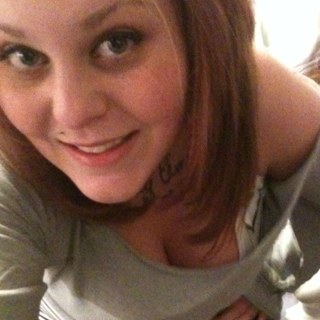 FullOfLies24's profile picture. I love my friends. I love my family. I love dresses and makeup. I love Oregon. I love love 3.