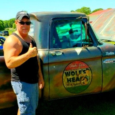 Centrist
Animal lover
GB Packer fan
Bucks
Brewers
Car collector
Rvin
Traveler
Retired
Making a difference every moment of life.