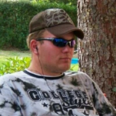 Tommy17594837's profile picture. 