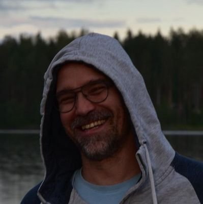 FinMaxi's profile picture. Mielenterveys- ja päihdetyön ammattilainen, 3 lapsen isä ja hämmentynyt maailman menoon.