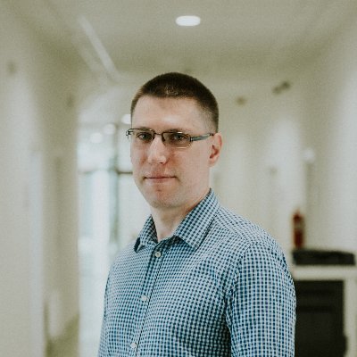 @SoftwareDev, big fan of junits, interested in stock exchange
