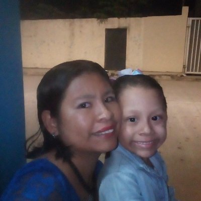 madre soltera feliz con mi beba enamorada de mi princesa y de pandora q es mejor grupo del mundo