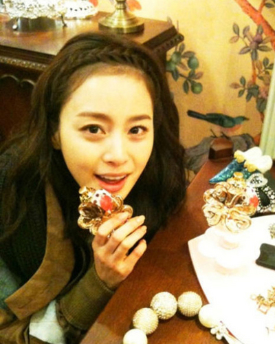 sophieay27's profile picture. 