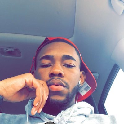 FijiTx2's profile picture. Food and basketball 🏀