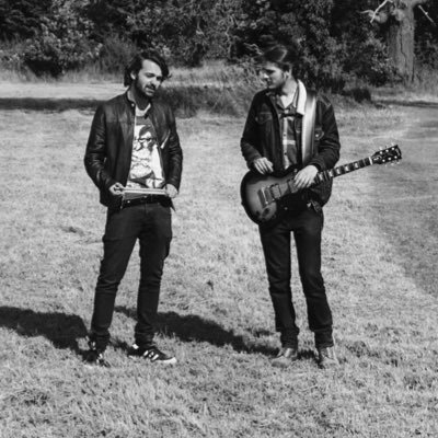 Rock duo from Bucks, UK. Worth the Days is OUT NOW! @tobistubbs12 @harrycairns1