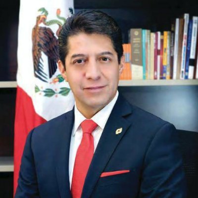 Doctor en Derecho y en Ciencias Penales.
Mexicano orgulloso de mi gran país.