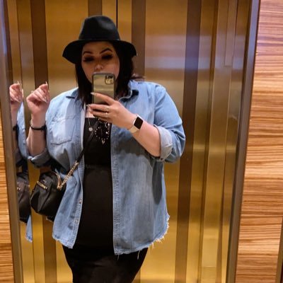 CinCity91's profile picture. I can never remember what I'm supposed to be doing. I love hard. I miss people when they leave. And I hate admitting when I'm wrong.