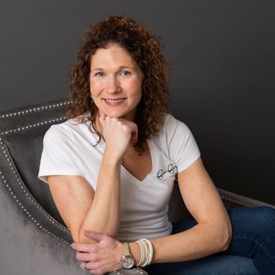 FarmFemmes's profile picture. 