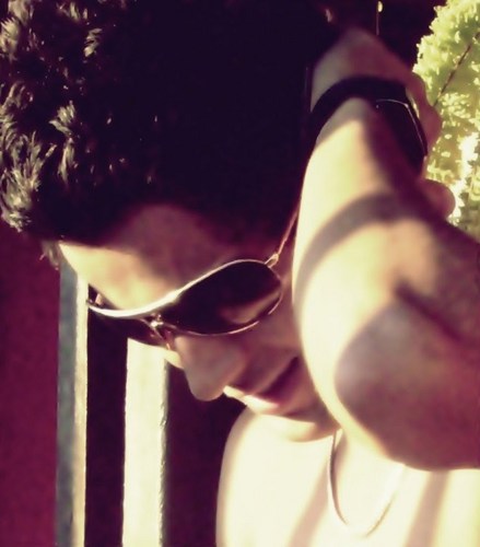 Seguee aee *-*