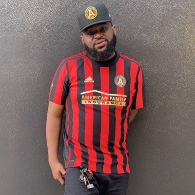 BFPL_BigGeorge's profile picture. CEO of B.F.P.L. MUSIC 
¦ Artist Manager & Promoter ¦ Actor ¦ Poet #TeamBFPL™
#LifeGoesOn 🤙🏾
#SayNoMo
#ThatsThaTruthTruth !!!
FIST PUMP ! (ˆ⌣ˆ)ง
#NoWayJorge