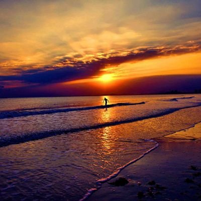 D9nsALX9sePEBQX's profile picture. Меня зовут Ангелина мне12 лет занимаюсь музыкой играю на форто❤️ пиано пою хорошо люблю музыкальную школу❤️