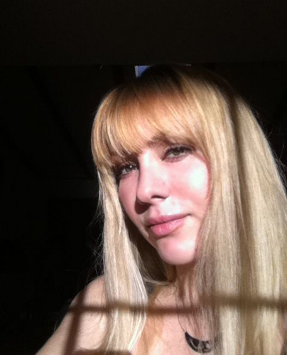 Singer, composer, concert pianist @sonyakahn