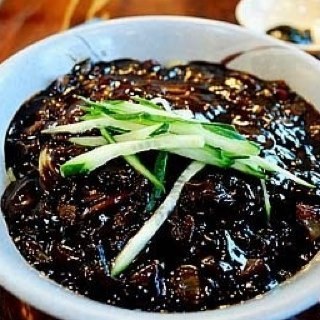 JY_JUNG's profile picture. #luvfood//새로운사람 알아가는거 좋아함//짜장면에 미친아이//세계3대진미는 짜장면,삼겹살,통닭//밴쿠버아일랜드에 거주중//정치하시는분들팔로하지말아주세요//