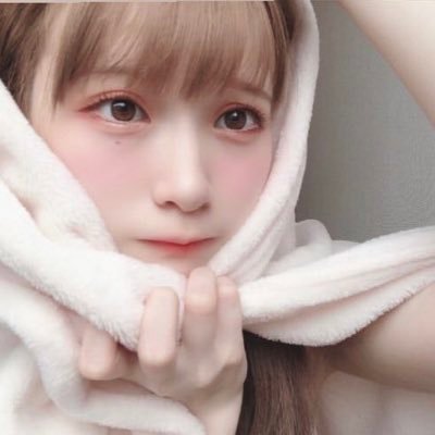 164cm⛅️ 綺麗で素敵なお姉さんになりたいアカウント 🐰⸝꙳*𝐃𝐈𝐄𝐓/𝐂𝐎𝐒𝐌𝐄/𝐬𝐞𝐥𝐟 𝐧𝐚𝐢𝐥/1stブルベ夏2ndイエベ秋 🤍@bite_me__3🤍@honoka_odokami 💛私は絶対加工してます🖐🏻 お仕事依頼はDMまで📨💞
