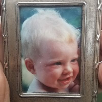 FMAlzai's profile picture. Alzaï meurt mais ne se rend pas!