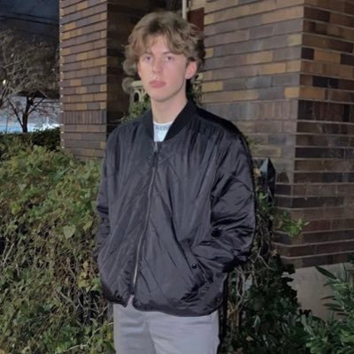gang gang bitch life’s good 🤲🏻