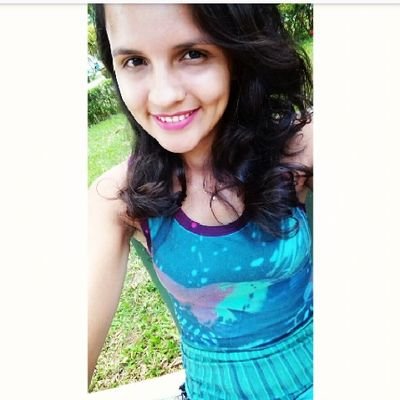 Olha pra mim, olha pra você, sentiu diferença? Agora chora!