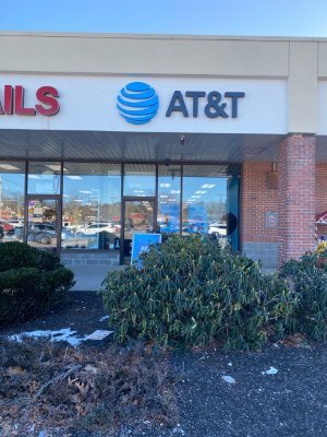 Convenience of a close AT&T store in Billerica.
Come in and let us fix your cell phone bill.