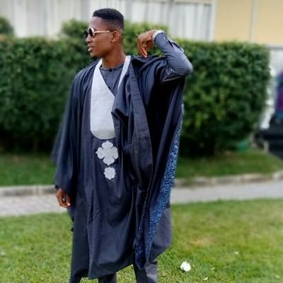 Thompso88913924's profile picture. 