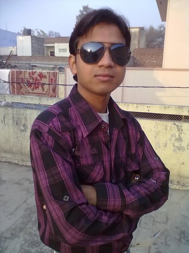 I am SEO Executive at 519studio.i am doin Link bulding,on page seo, off page seo,smo, sem