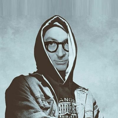 KheyliBozorg's profile picture. 